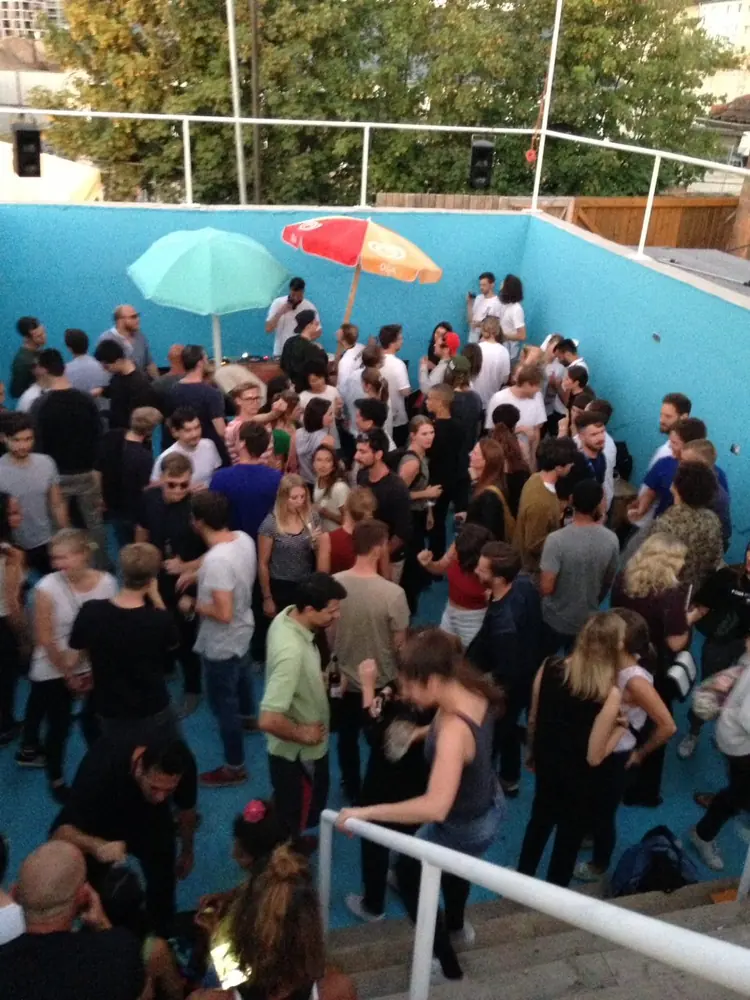 Pool – Bild 9