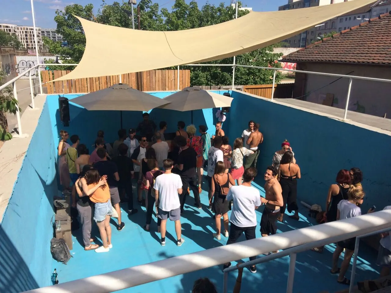 Pool – Bild 10
