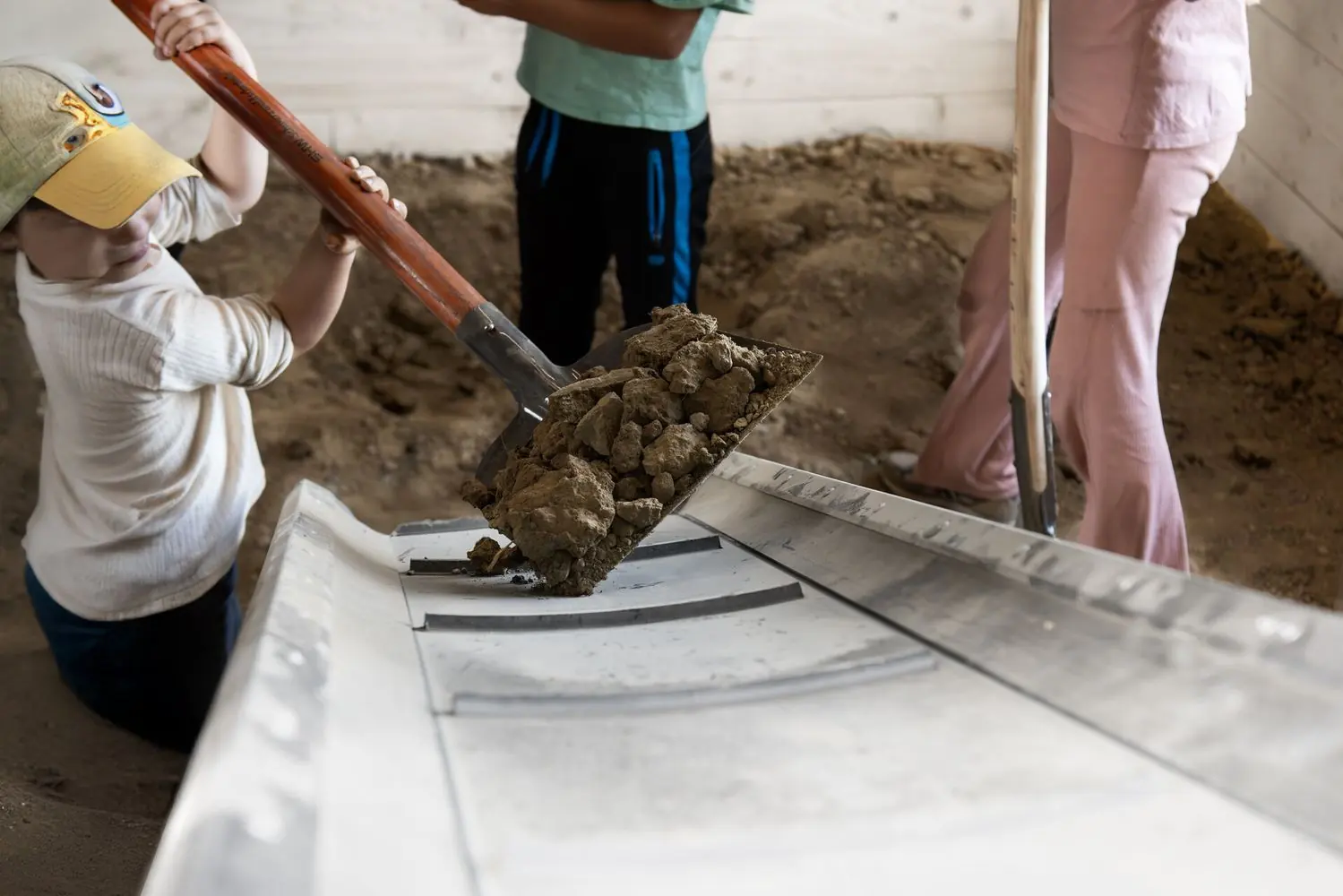 Hole/Mound – Bild 4